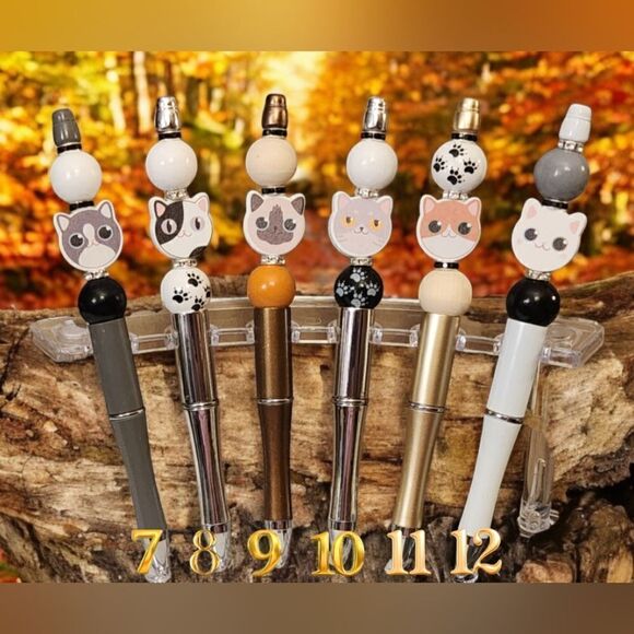 New! Custom Made Adorable Cat Beaded Pen w/Free Ink Refill - Picture 2 of 2